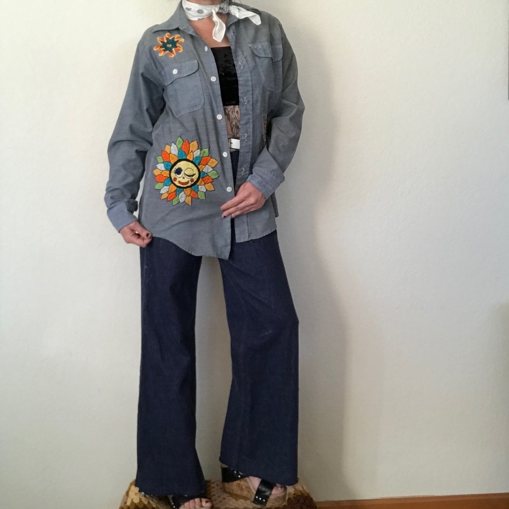 60s vintage hand embroidered denim shirt - Picture 6 of 8